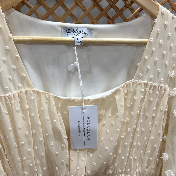 BNWT cream midi dress. Size large. - Picture 2 of 4